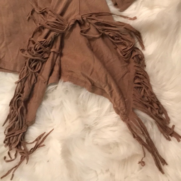 Zac & Rachel long sleeve tan fringe top size M - Picture 3 of 6